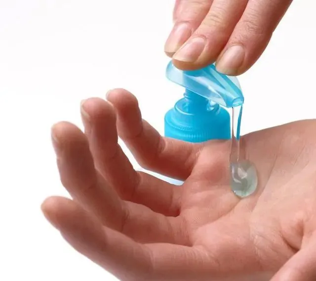 Natürliche Seifenherstellung 2 Flüssigseife-Schäden-Min